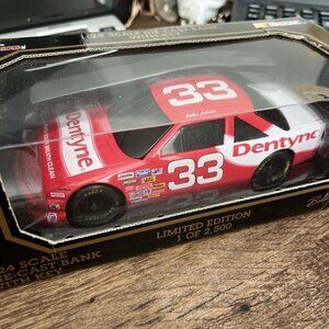 DIECAST RACING 1994 # 33 DENTYNE GUM BOBBY LABONTE 1/24 CAR NIB